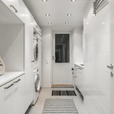 Luxury In * 罗瓦涅米